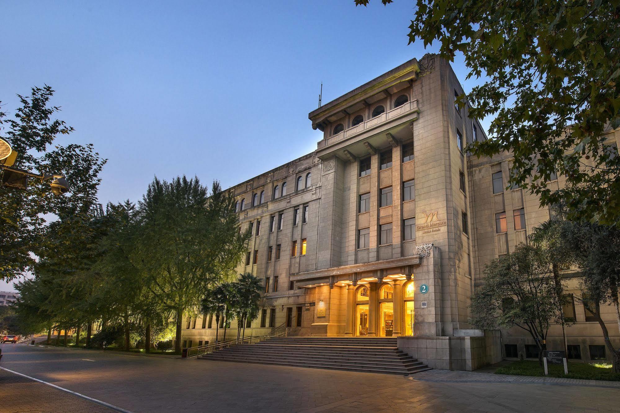 Grand Mercure Xian On Renmin Square Exterior photo