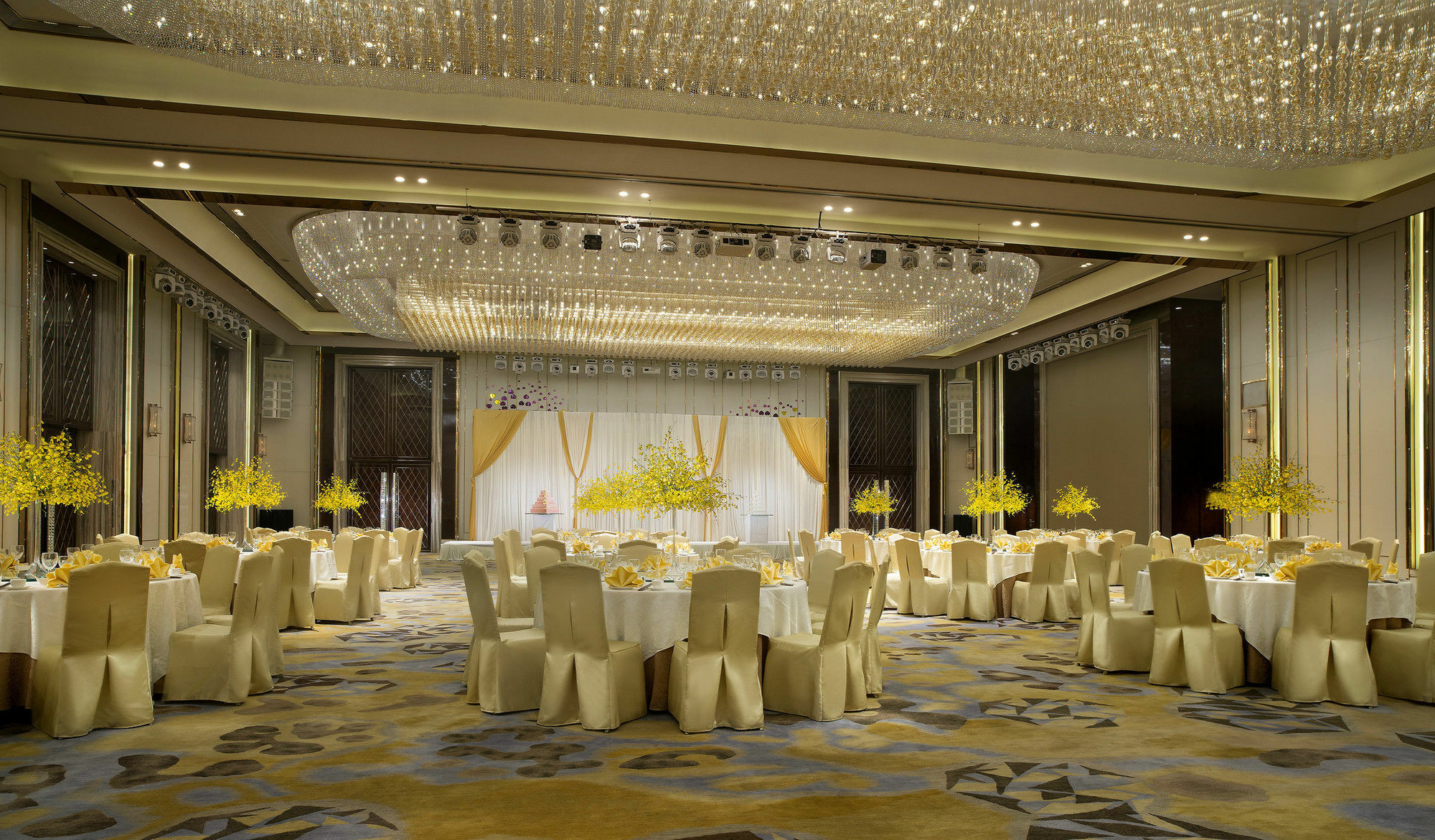 Grand Mercure Xian On Renmin Square Exterior photo